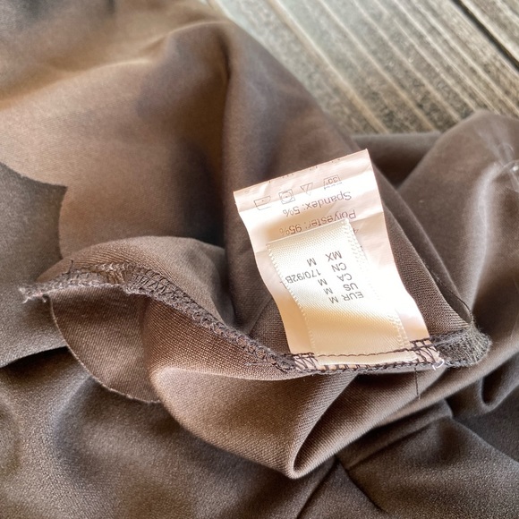 Black Scalloped Raw Edges Top - Picture 3 of 3